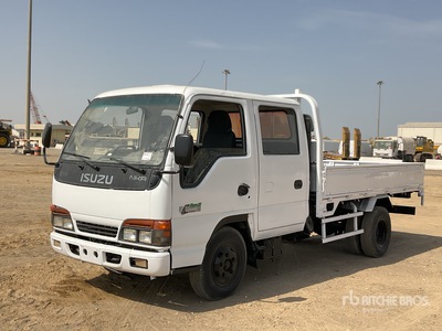 2010 Isuzu Qingling NKR 4x2 Crew Cab Flatbed Truck