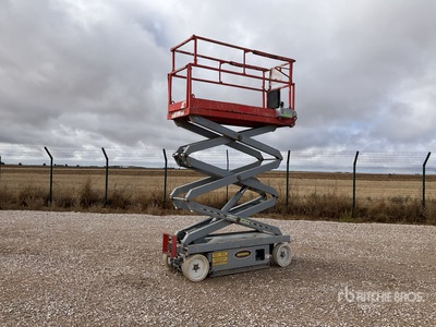 2008 Skyjack SJIII 3220 Electric Scissor Lift