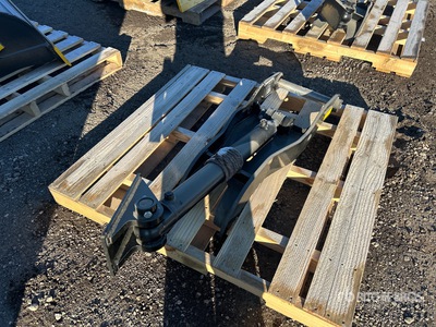 2025 Trojan 50 11 in Excavator Thumb (Unused)