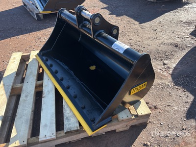 2025 Trojan 35 42 in Q/C Cleanup Excavator Bucket (Unused)