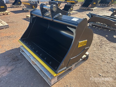 2025 Trojan 120 60 in Q/C Cleanup Excavator Bucket (Unused)