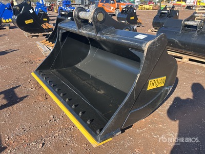 2025 Trojan 200 72 in Q/C Cleanup Excavator Bucket (Unused)