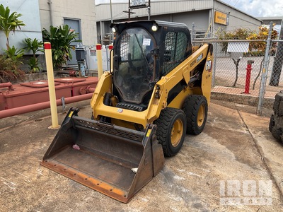 2022 Cat 226D3 Ładowarka o sterowaniu burtowym