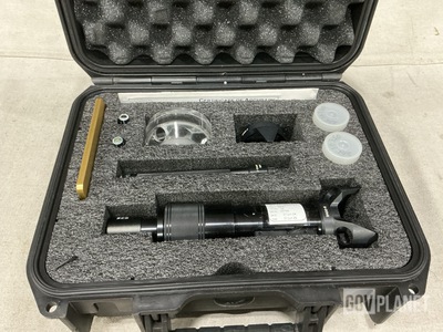 J Chadwick 8400K Optical Micrometer