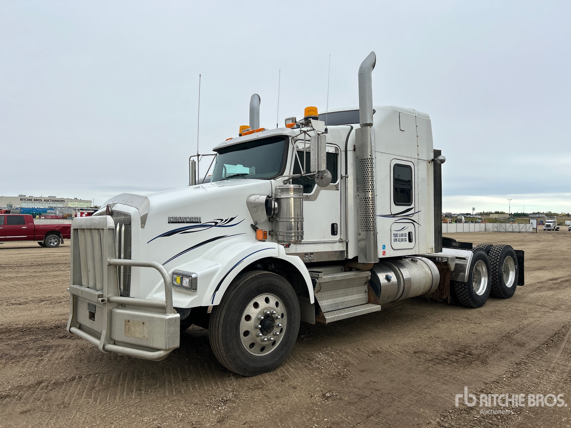 2018 Kenworth T800 6x4 3- Achs Sattelzugmaschine mit Schlafkabine