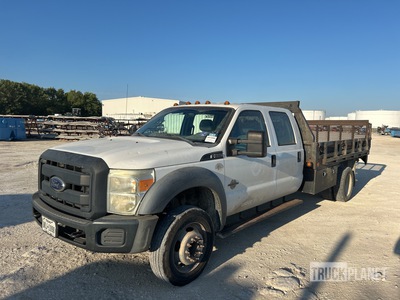 2013 Ford F-550 XL 4x2 Crew Cab Flatbed Truck