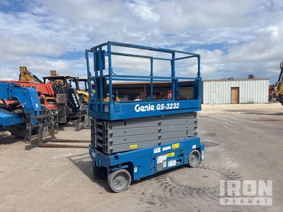 2017 Genie GS-3232 Electric Scissor Lift