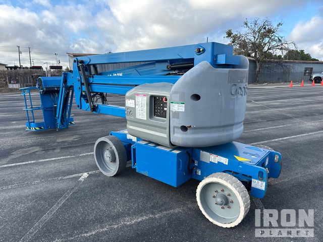 ELEVADOR ARTICULADO 2016 GENIE Z4023N