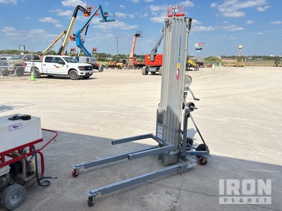 2019 Genie SLC-24 Material Hoist