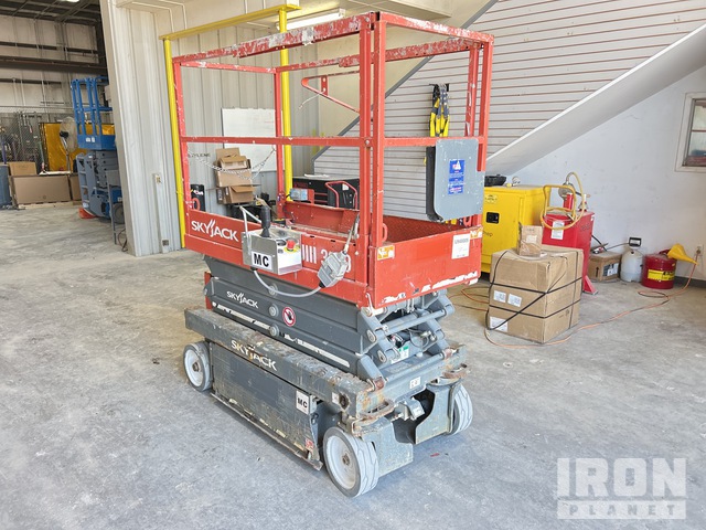 ELEVADOR TIJERA 2018 SKYJACK SJIII3219
