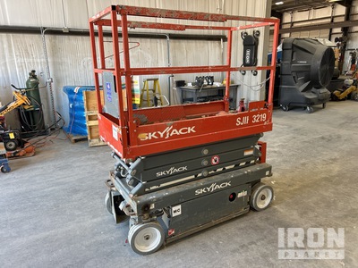 2018 Skyjack SJIII 3219 Electric Scissor Lift