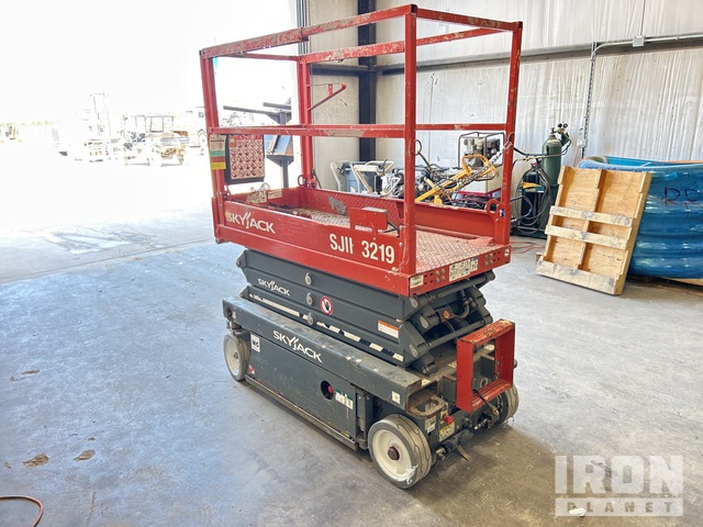 ELEVADOR TIJERA 2018 SKYJACK SJIII3219