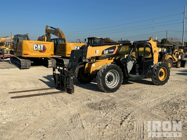 MANIPULADOR 2017 CATERPILLAR
