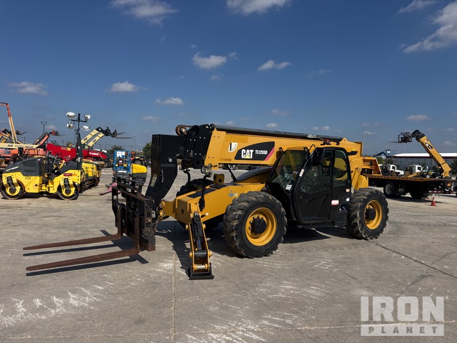 MANIPULADOR 2020 CATERPILLAR