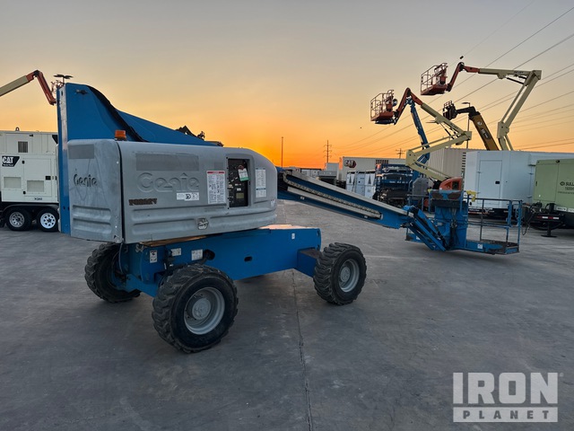 ELEVADOR TELESCóPICO 2018 GENIE 4WD S45