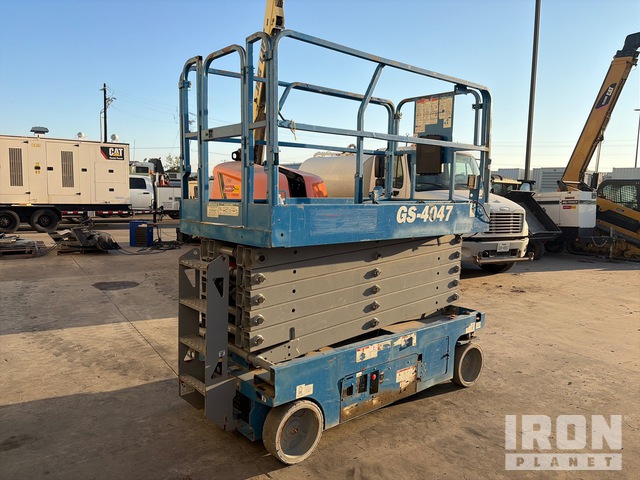 ELEVADOR TIJERA 2018 GENIE GS4047