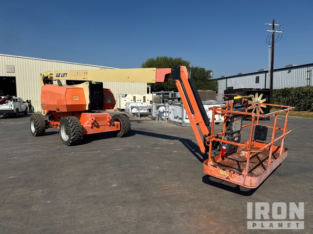 ELEVADOR ARTICULADO 2015 JLG 4WD 800AJ