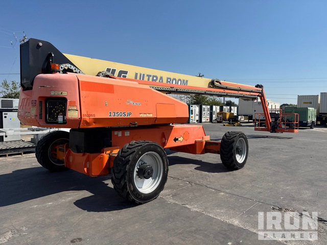 ELEVADOR TELESCóPICO 2008 JLG 4WD 1350SJP