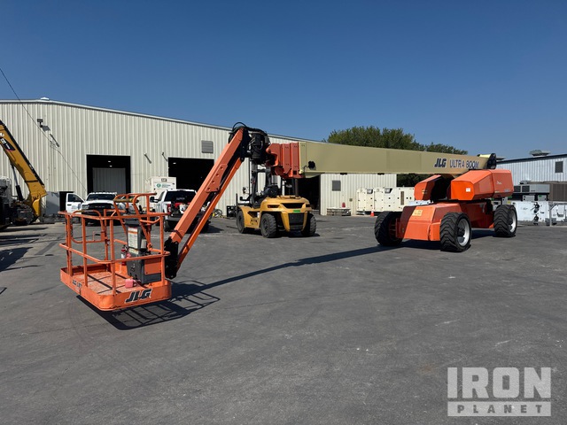 ELEVADOR TELESCóPICO 2008 JLG 4WD 1350SJP