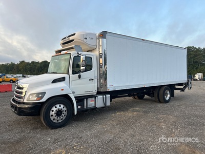 2015 Hino 338 4x2 Refrigerated Truck