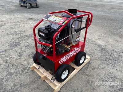 Easy-Kleen Magnum Gold Pressure Washer (Unused)