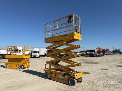2016 Haulotte Compact 10 Electric Elevador de tijera