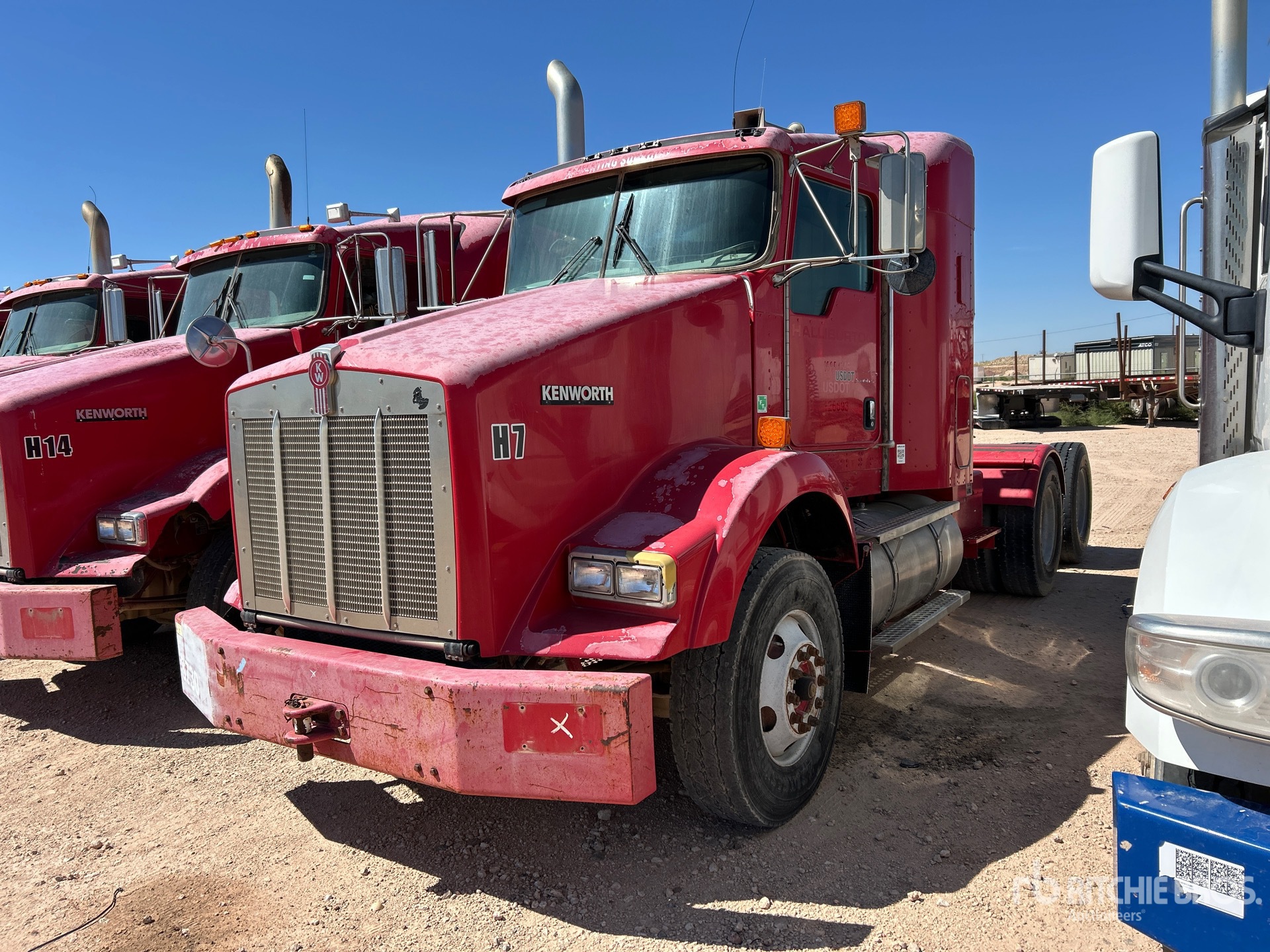 2008 Kenworth T800 6x4 T/A Sleeper Truck Tractor
