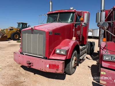 2011 Kenworth T800 6x4 تراكتور شاحنة كابينة النوم (ثنائية المحور)