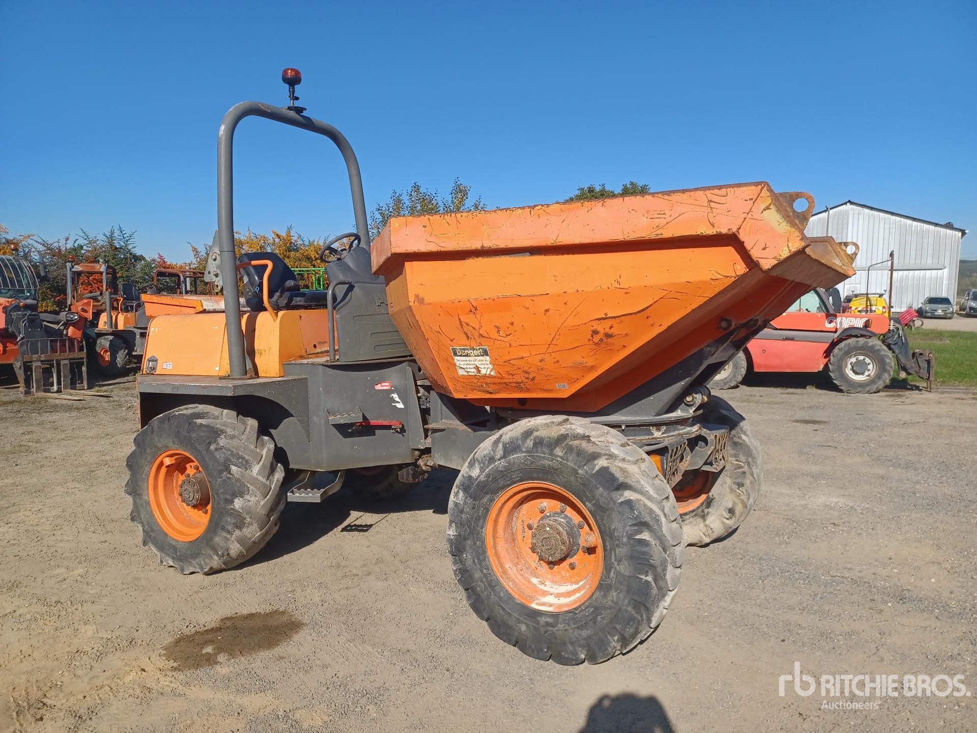 2008 Ausa D600APG 6 t 4x4 Swivel Motobasculeur a Benne Rotative Dumper