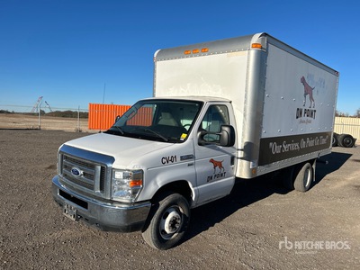 2016 Ford E-450 4x2 Furgonetka