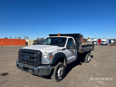 2016 Ford F-550 XL 4x4 Dump Truck