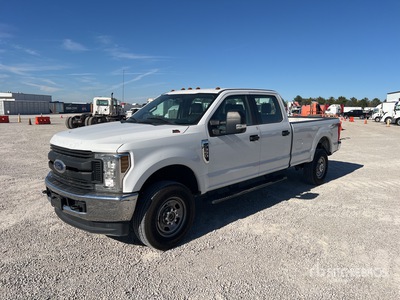 2018 Ford F-350 XL 4x4 Crew Cab Pickup