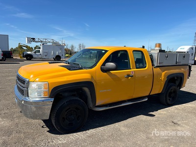 2011 Chevrolet Silverado 2500 4x2 Extended Cab Pickup
