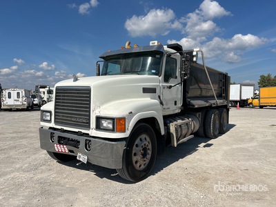 2015 Mack CHU613 6x4 T/A Dump Truck
