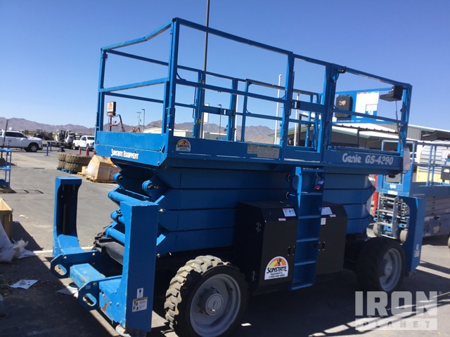 ELEVADOR TIJERA 2016 GENIE GS4390