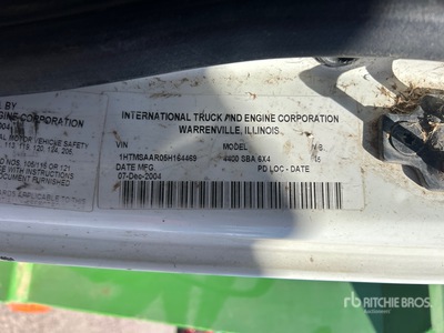 2005 International 4400 SBA Ciężarówka z hydrosiewnikiem