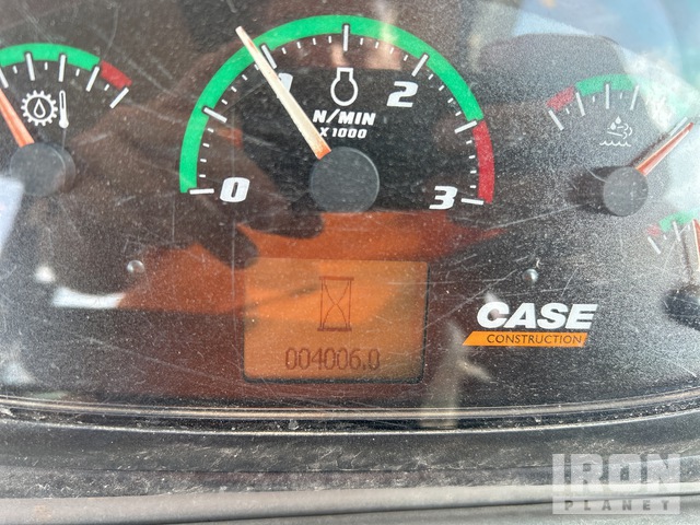 RETROEXCAVADORA 2017 CASE 580SNWT