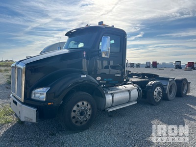 2020 (unverified) Kenworth T880 8x4 4-Achs Sattelzugmaschine