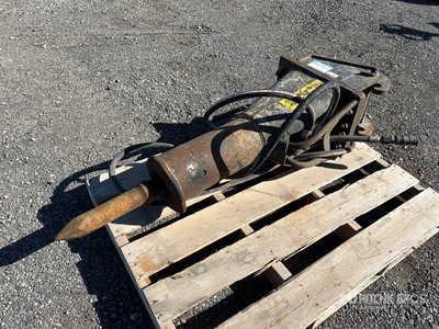 2019 Bobcat HB880 Q/C Hydraulic Breaker - Fits Excavator