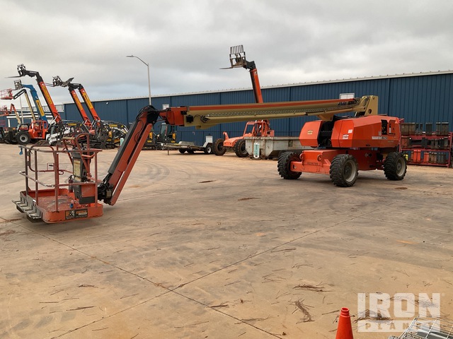 ELEVADOR TELESCóPICO 2019 JLG 4WD 860SJ