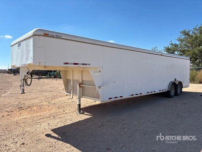 2015 CM CMC6070-2800212 28 ft T/A Gooseneck Rimorchio chiuso