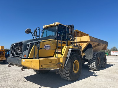 2017 Komatsu HM400-5 Dumper articolato