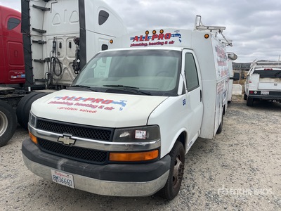 2016 Chevrolet Express 4x2 Van Truck