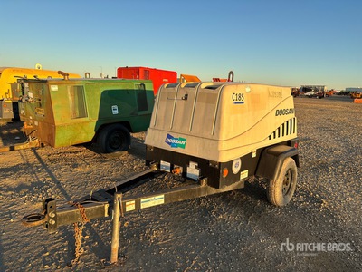 2017 Doosan C185WDZ-T4F 185 cfm Mobile コンプレッサー