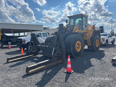 2022 Volvo L150H جرافة