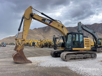 2013 Cat 320E LRR 油圧ショベル