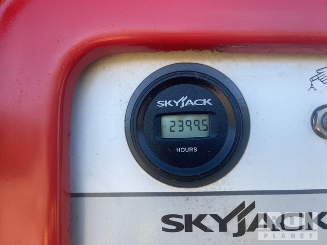 ELEVADOR TELESCóPICO 2019 SKYJACK 4WD SJ86T