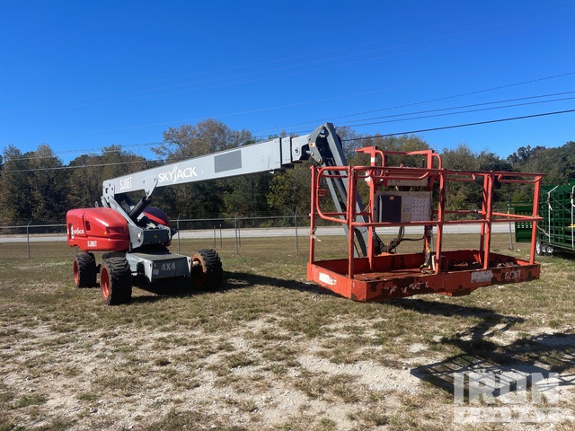 ELEVADOR TELESCóPICO 2019 SKYJACK 4WD SJ86T