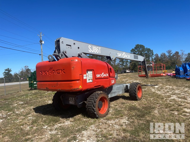 ELEVADOR TELESCóPICO 2019 SKYJACK 4WD SJ86T