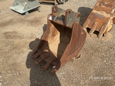 24 in Digging Bucket